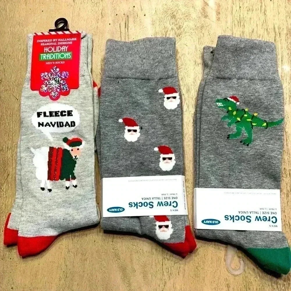 NWT Christmas socks 3 pairs